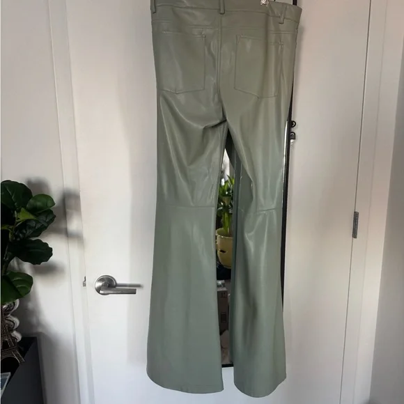 Alice + Olivia Light Green Flare Pants - Picture 6 of 6